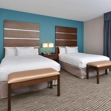 Hampton Inn & Suites Des Moines Downtown Exterior foto