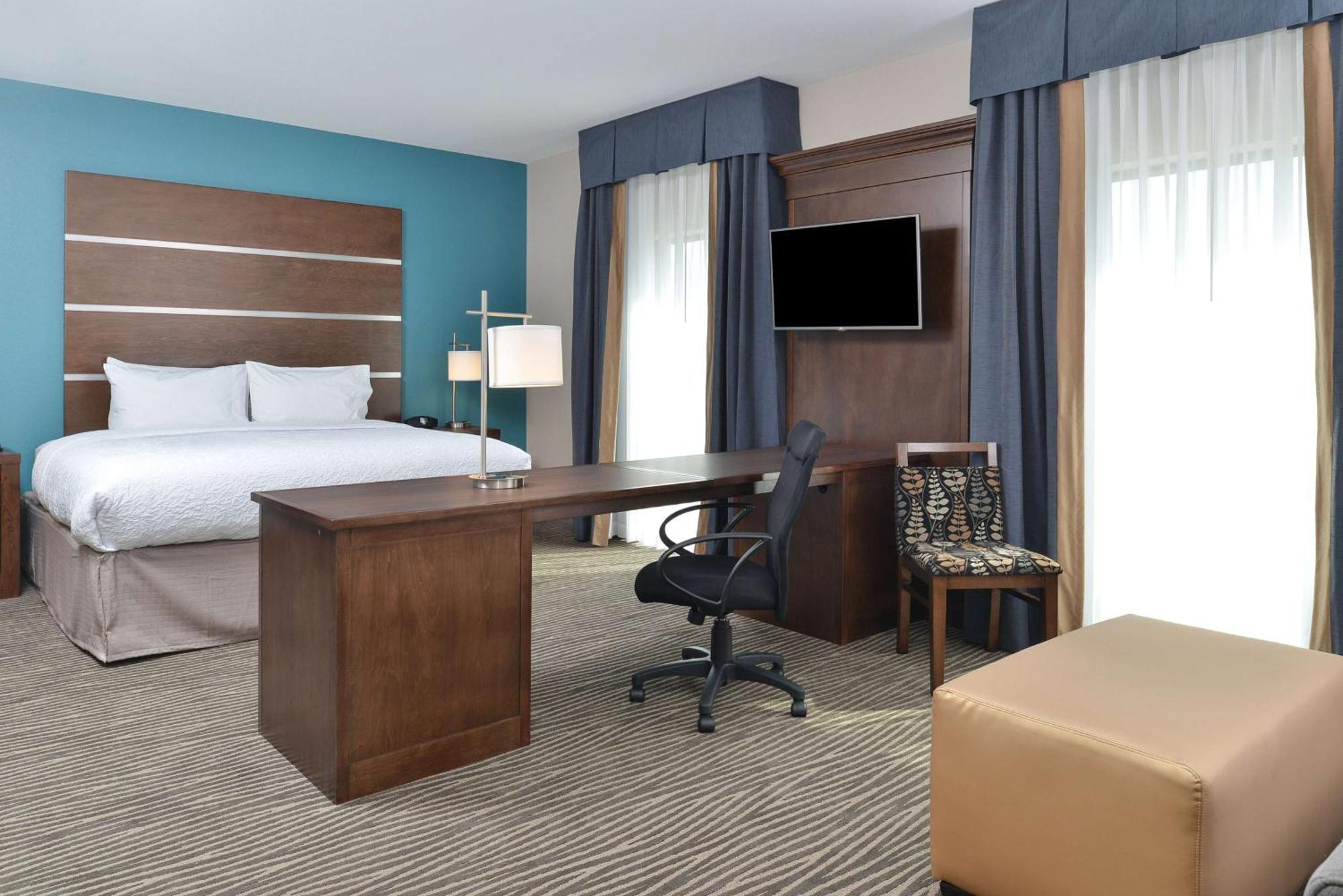 Hampton Inn & Suites Des Moines Downtown Exterior foto